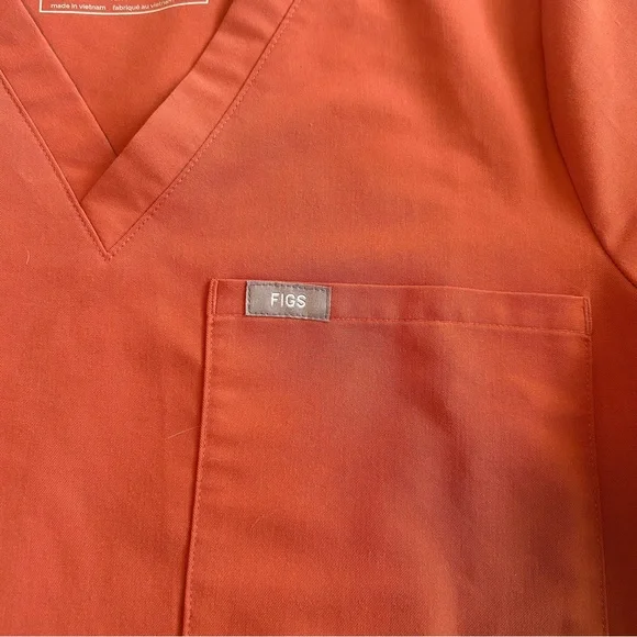 Figs Terracotta V-Neck Scrub Top - Picture 2 of 7